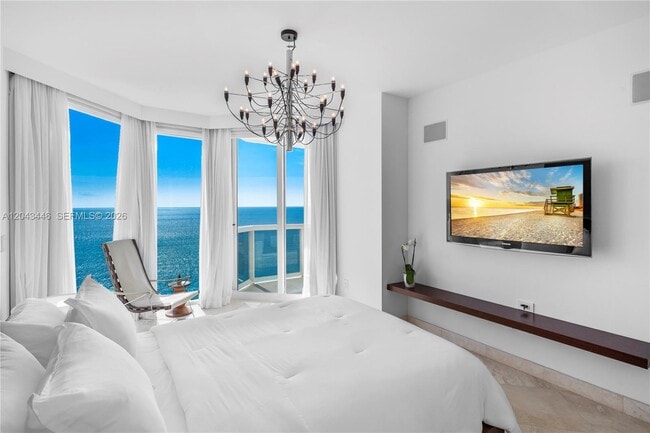 Building Photo - 4779 Collins Ave