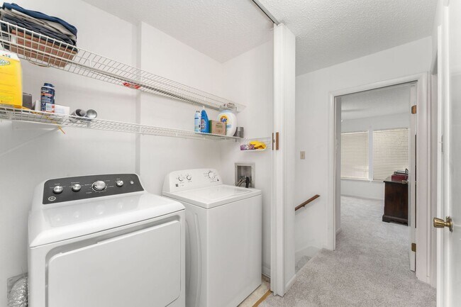 Building Photo - 173 Cordero Ln