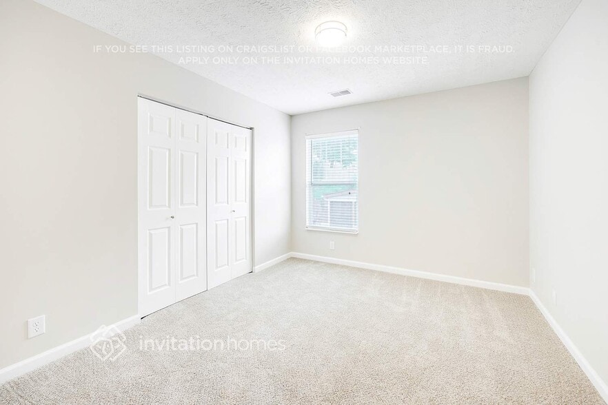 Building Photo - 145 Saddle Dr