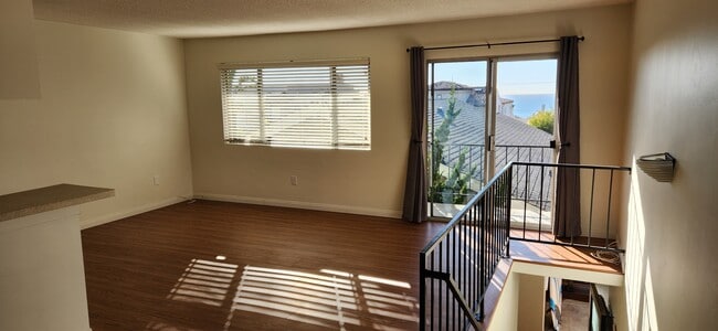 Living Room - 1656 Monterey Blvd