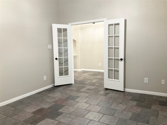 Building Photo - 43 N Merryweather Cir