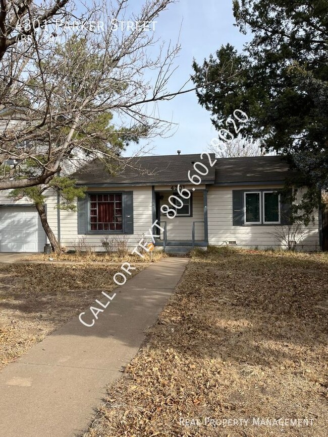 Building Photo - Spacious 4 bed 2.5 Bath!