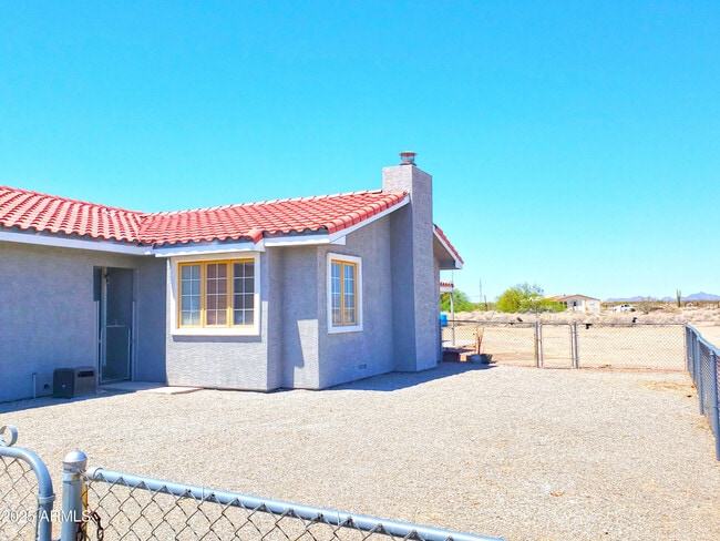 Building Photo - 69762 Old Bell Rd
