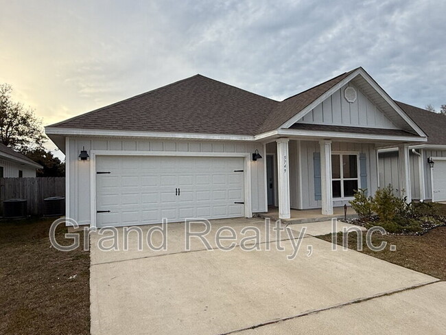 Building Photo - 5749 Danbury Blvd