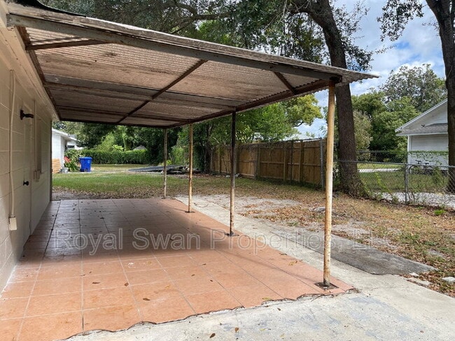 Building Photo - 1216 Hartsell Ave