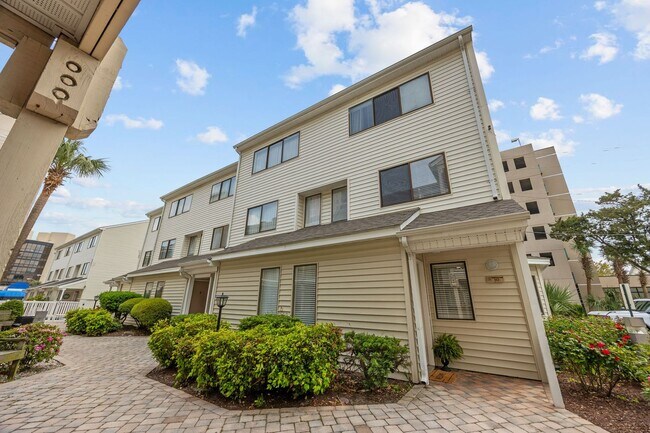 Primary Photo - All Inclusive Seasonal Rental Available Oc...