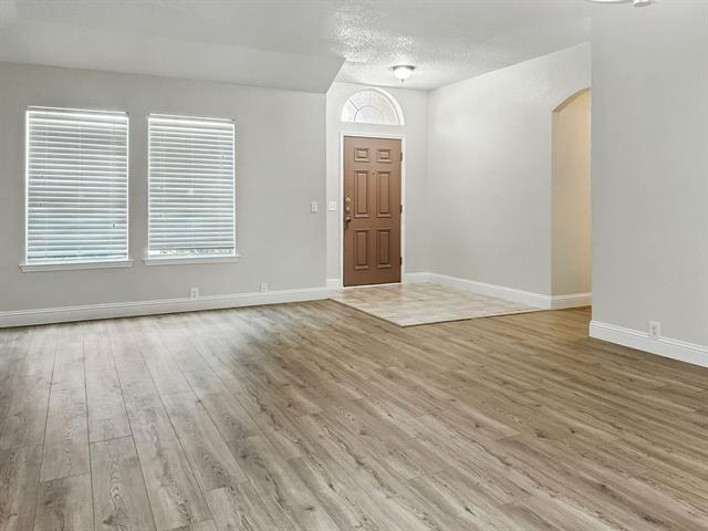 Building Photo - 1012 Blackenhurst Ln