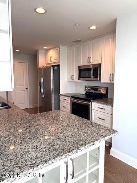 Building Photo - 400 E Bay St