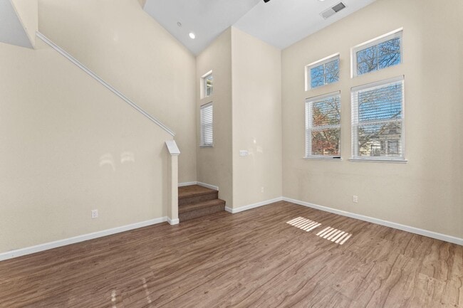 Building Photo - 510 15th St