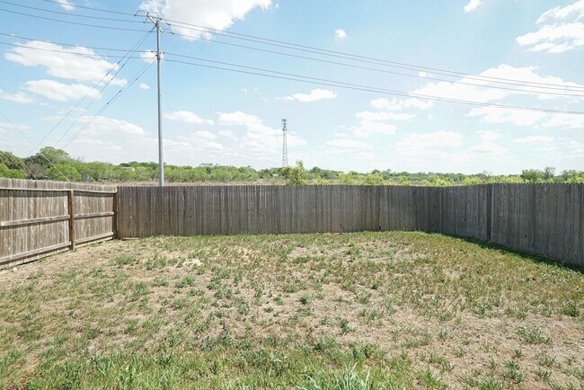 Building Photo - 4-Bedroom Home in New Braunfels with 3 Baths + Open Living Design