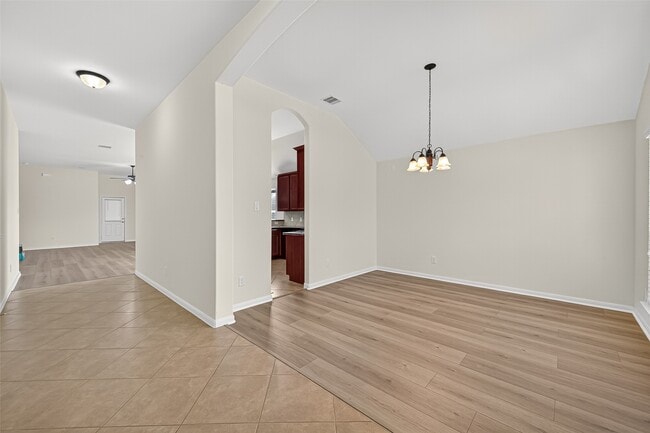 Building Photo - 22202 Thresher Ct