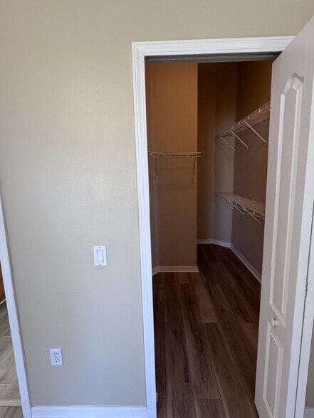 Building Photo - 7507 Canal Point Ct
