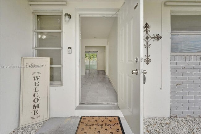 Building Photo - 6283 Sherman St