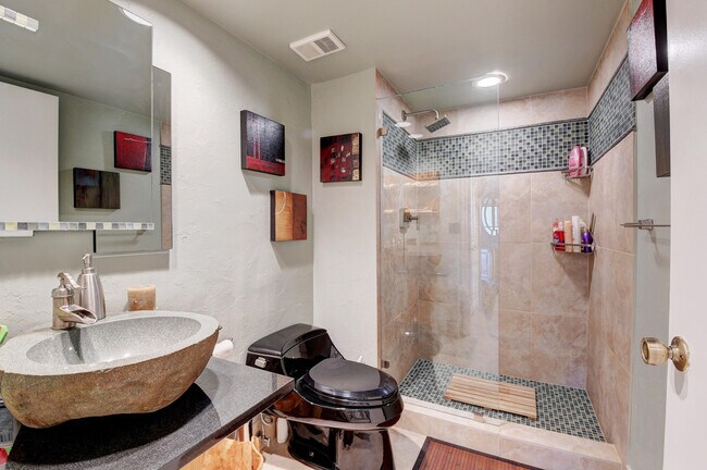 Building Photo - 15678 Loch Maree Ln