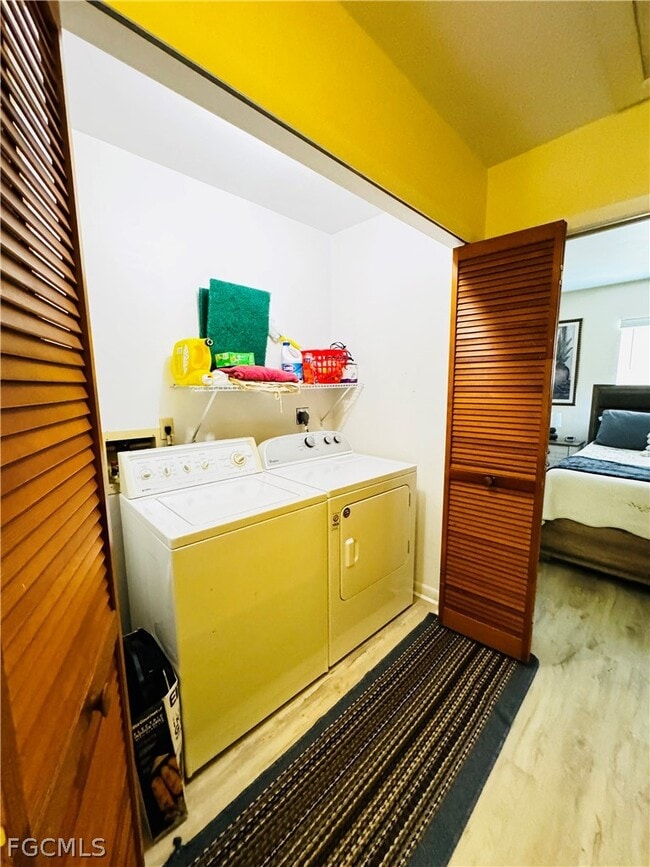 Building Photo - 4903 Vincennes St