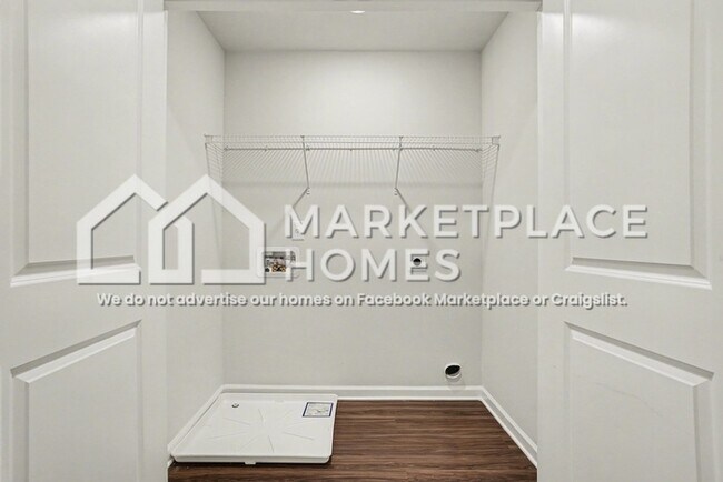 Building Photo - 274 Oakwood Dr NW