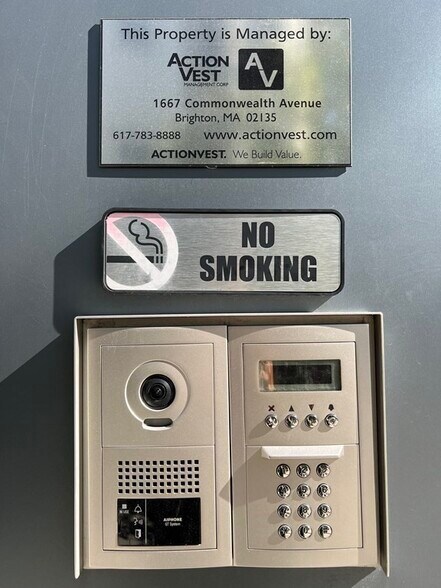 Building Photo - 197 Washington St