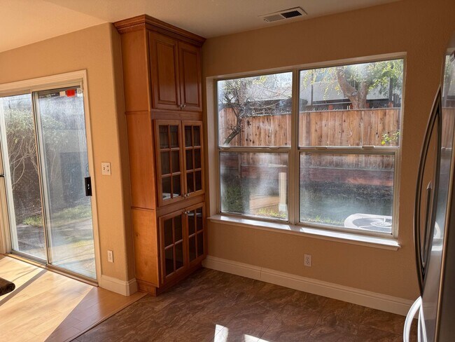 Building Photo - 212 Montevideo Cir