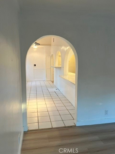 Building Photo - 9912 La Tuna Canyon Rd