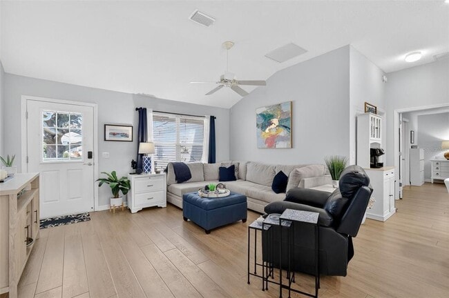 Building Photo - 1950 Alistar Ct