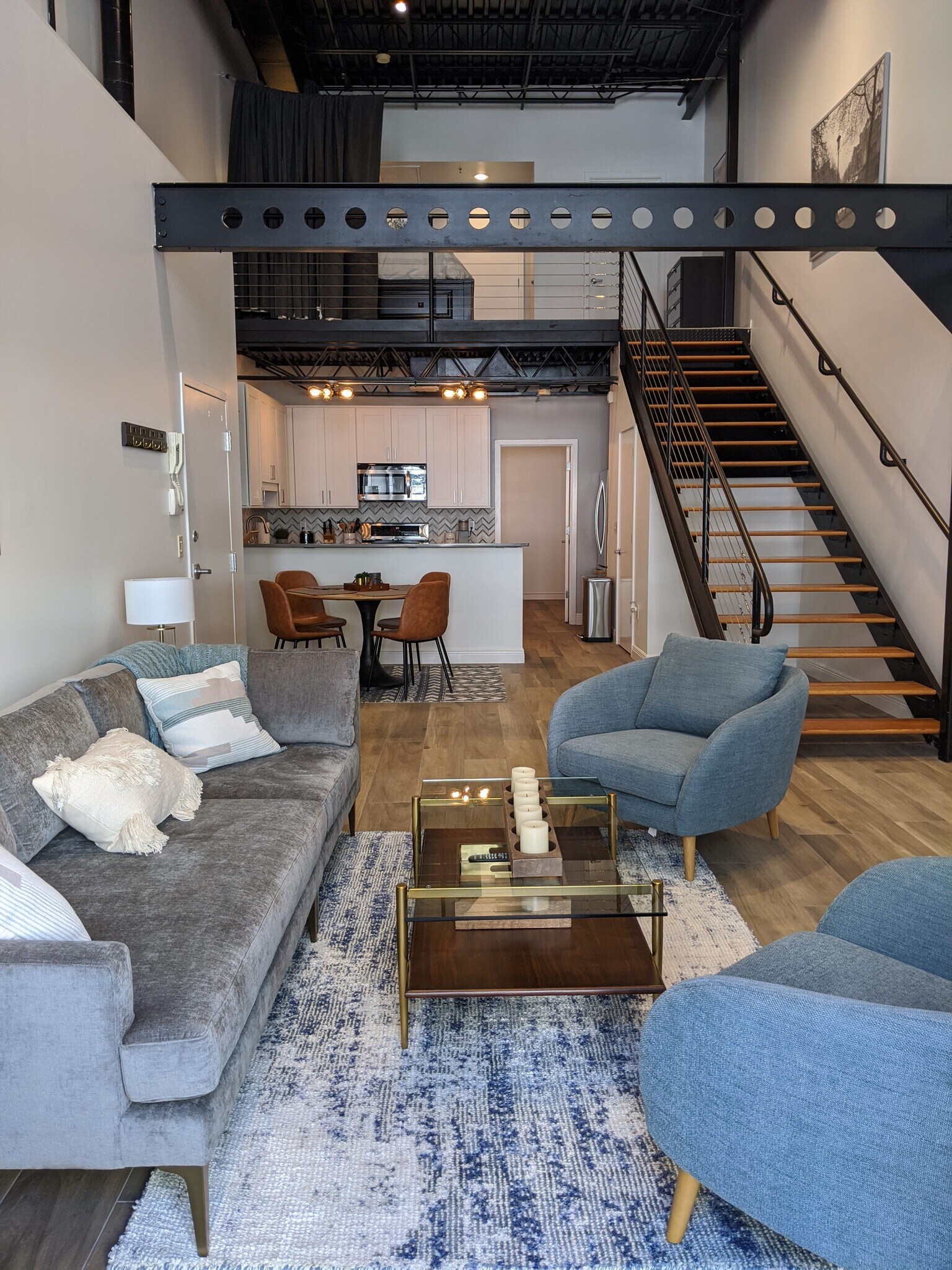 Living area - 112 S 12th St