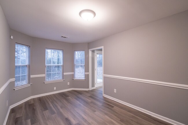 Building Photo - NEWLY RENOVATED !!!! Charming 4-Bedroom Home with Spacious Backyard!