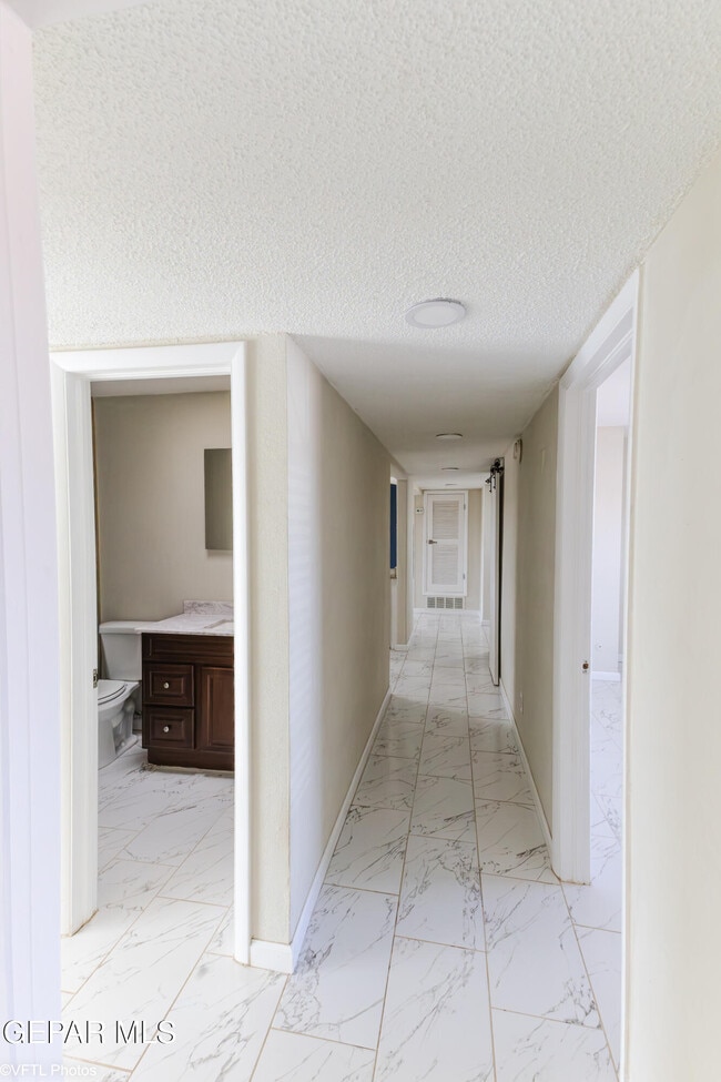 Building Photo - 7304 Gran Vida Dr