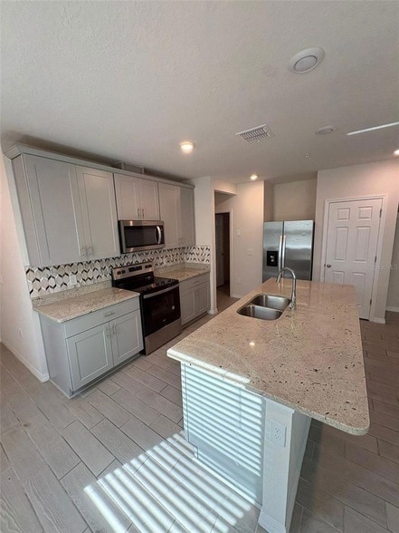 Building Photo - 2065 Milkweed St