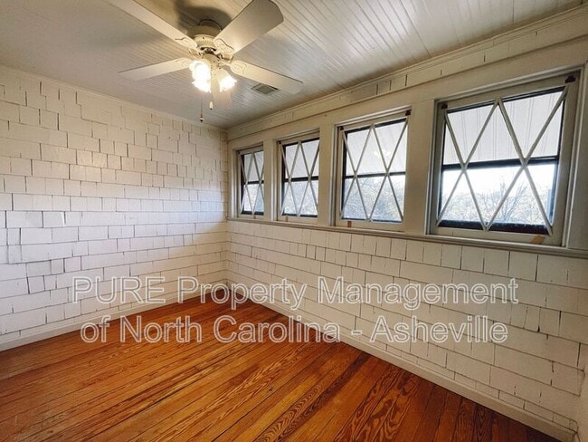 Building Photo - 114 Hillside St