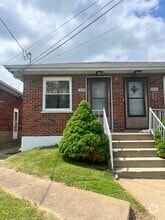 Building Photo - 1309 Wachtel Ave