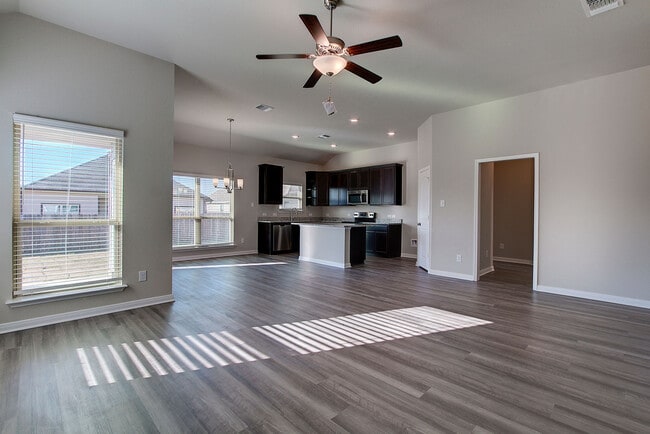 Building Photo - 1122 Lilac Ledge Dr