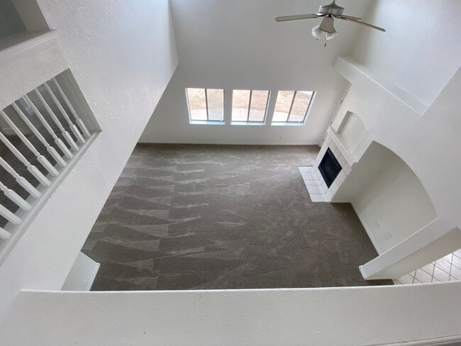 Building Photo - COMING SOON! Beautiful Home in a Great Neighborhood