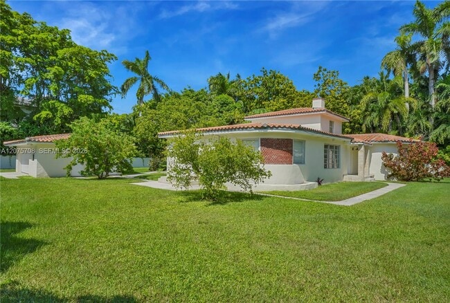 Building Photo - 8775 SW 53rd Ct