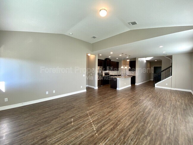Building Photo - 1206 Ranch Falls