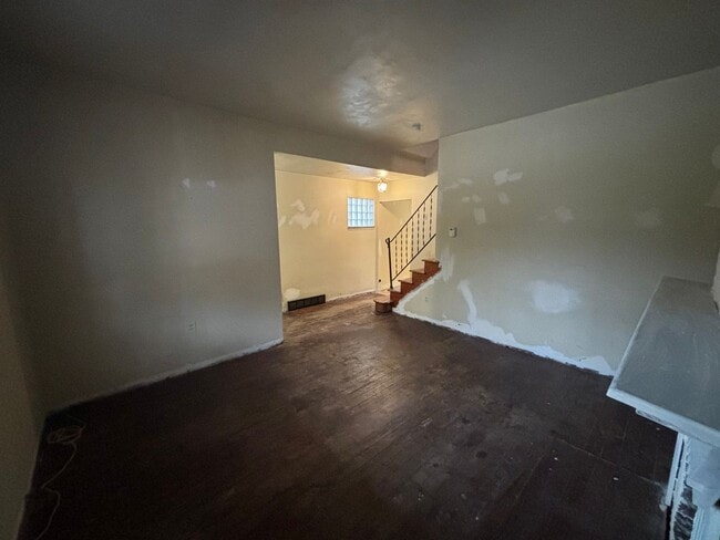 Building Photo - This is a Lease-to-Own – Not a typical rental.