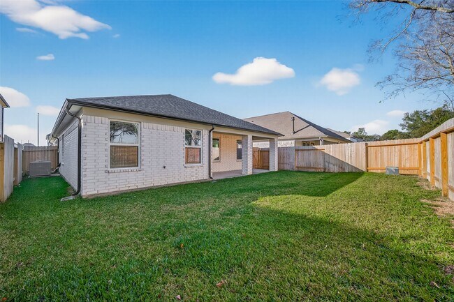 Building Photo - 15710 Telge Rdg Ln