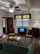 Furnished "Rose Garden" Apt - 1306 Glade Street