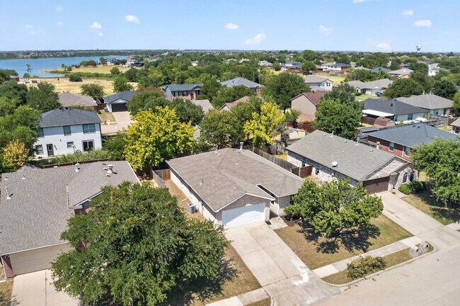 Building Photo - 625 Spillway Dr