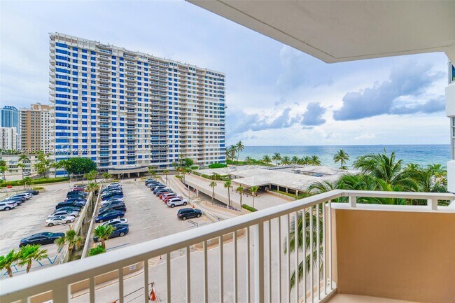 Building Photo - 1980 S Ocean Dr