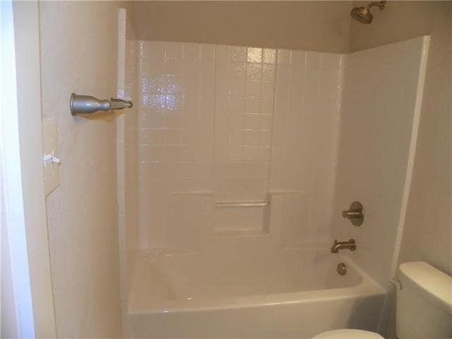 Building Photo - 1009 Skyview Ct
