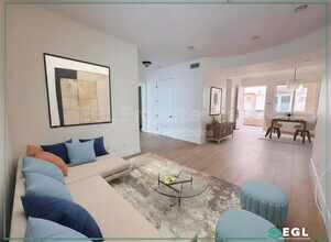 Building Photo - 16123 Sunset Blvd