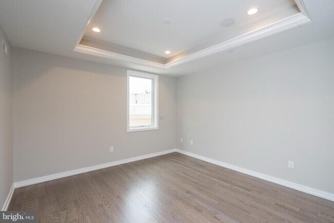 Building Photo - 1128 S 13th St