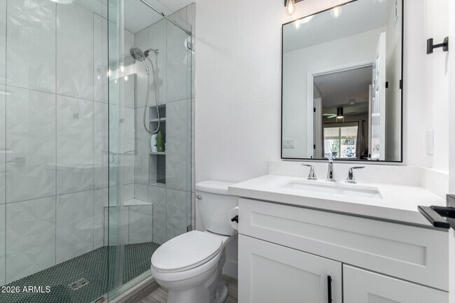 Building Photo - 11401 N 45th Pl