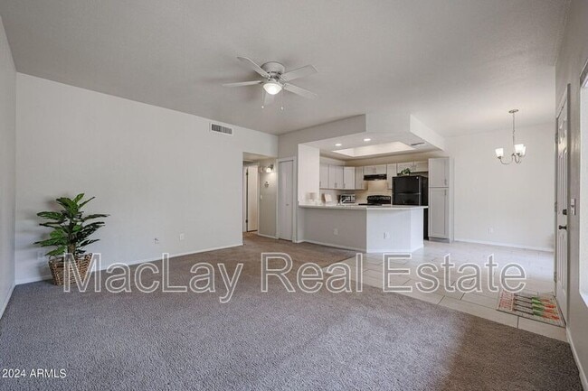Building Photo - 11666 N 28th Dr