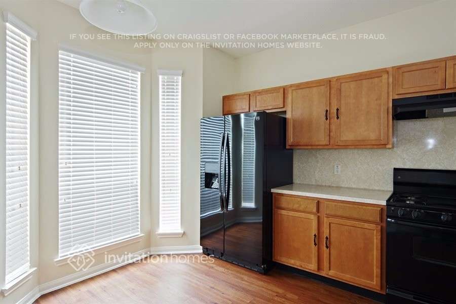 Building Photo - 3807 Liberty Square Trail