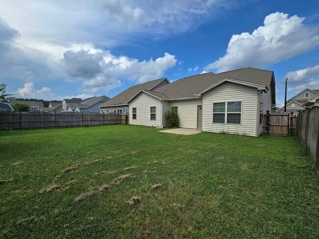 Building Photo - 1760 Musket Trail