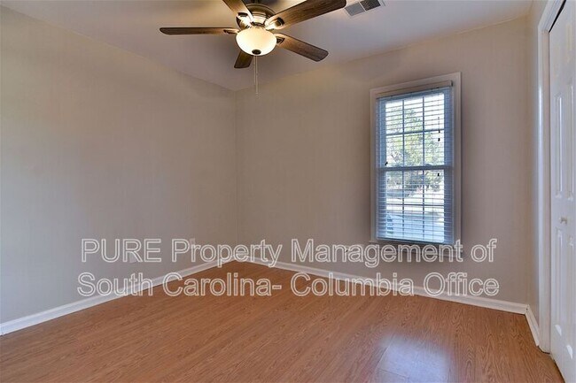 Building Photo - 213 Puller Ct