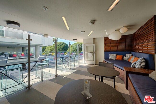 Building Photo - 2929 Pennsylvania Ave