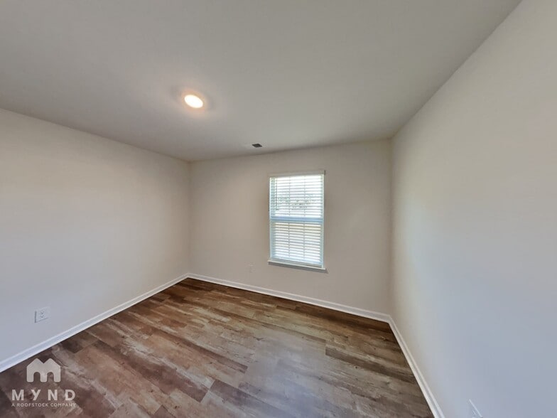 Building Photo - 2259 Mdw Strm Dr