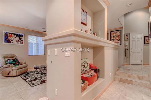 Building Photo - 9512 Green Vineyard Ave